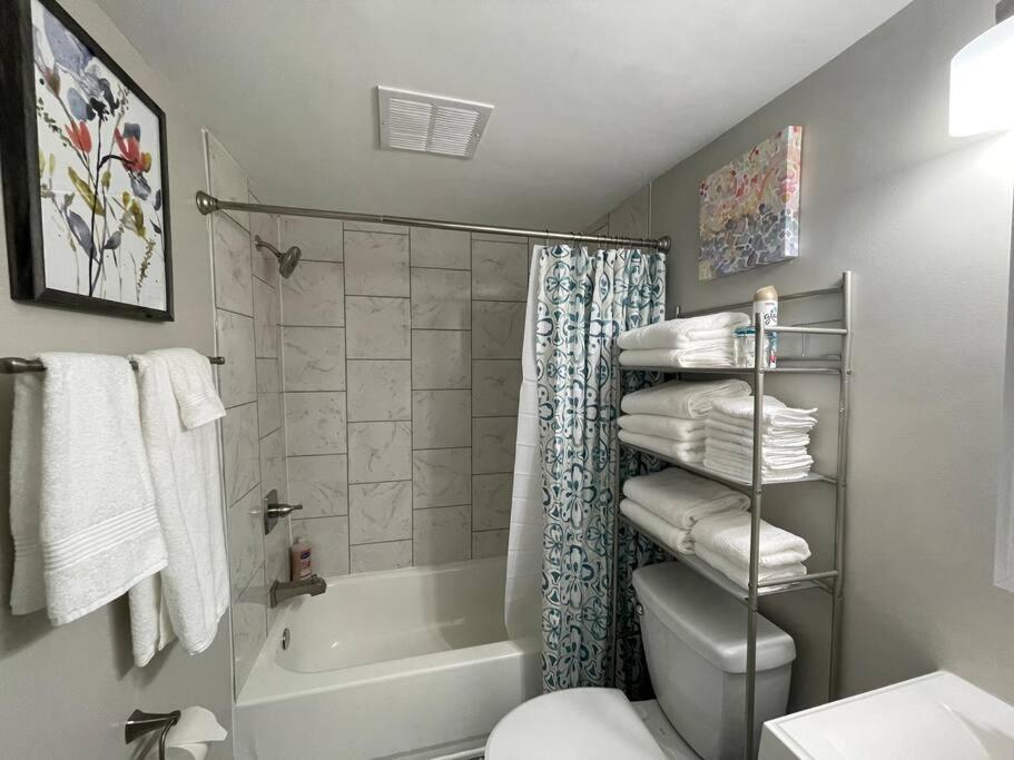 * Prime Place * Pet Friendly * King Bed * Durham Esterno foto